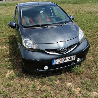 Spolahliva Toyota AYGO - 4