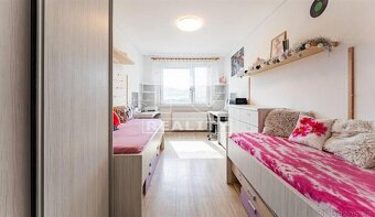 Ponúkame na predaj 3 izbový byt na sídlisku Terasa,... - 4