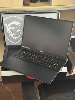 MSI Titan 18 HX A14VIG-213CZ Core Black - 4