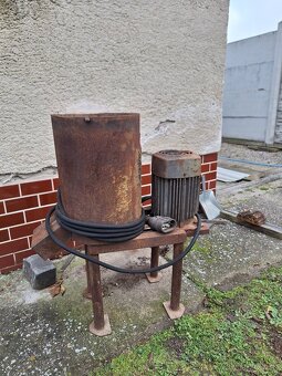 Šrotovník na ovocie - 4