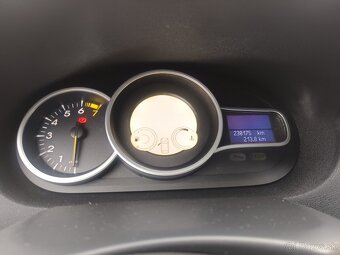 Renault Megane 1,6 benzín - 4