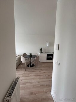 Prenájom bytu 2-izbový • 46 m², 720 €/mes. 720€+150€+100€= n - 4