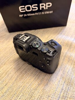 Canon EOS RP + Canon Grip EG-E1 - 4