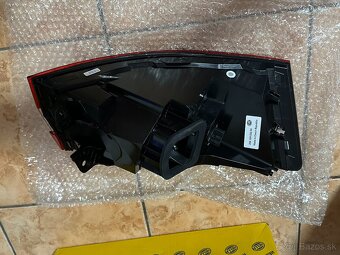 Zadné pravé svetlo na Škoda Superb Combi III - 2SK354832041 - 4