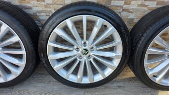 Predám original Škoda Trinity, 5x112 8Jx19/235/40 - 4