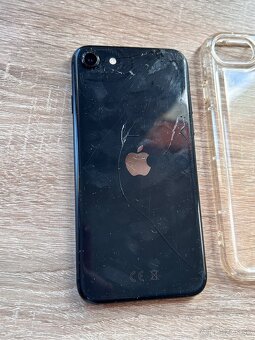iPhone SE 64GB - 4