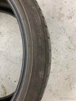 Falken 235/35 R19 , 2ks - 4