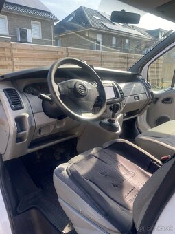 Opel vivaro - 4