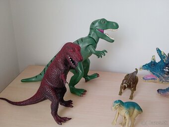 Dinosaury - 4