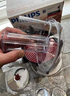 Elektrický strúhač Philips HR1388/80 biely - 4