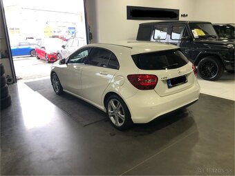 Mercedes A - 4