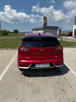 Kia Niro Hybrid - 4