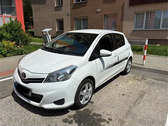 Toyota yaris 1.3 73kw 2013 - 4