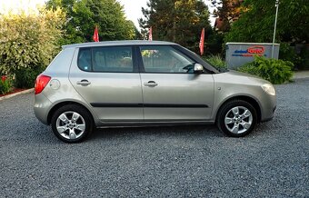 ŠKODA FABIA 1.2 12V ELEGANCE BENZIN- DIGIKLIMA-VYHREV-127tis - 4