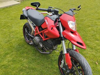 Predám DUCATI 796 HYPERMOTARD v tp 35kW - 4