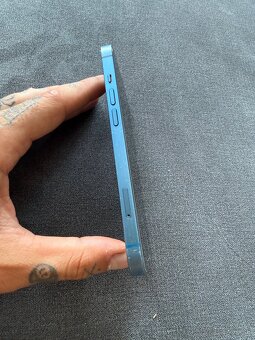 iPhone 13 – 128 GB – Modrý – 300 € - 4