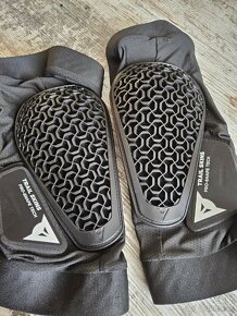 Dainese Trail Skins Pro chrániče kolien
( FOX) - 4