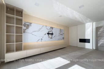 Na predaj priestranný 3-izbový byt po kompletnej rekonštrukc - 4