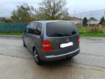 Volkswagen Touran 1.9 TDI - 4