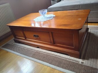 Štýlový masívny nábytok - 4