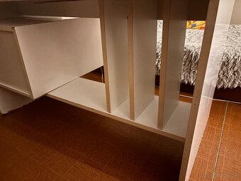 Biely písací stôl - 4