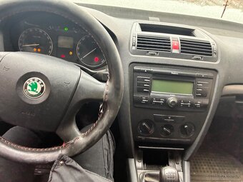 Predam skoda octavia 2 - 4