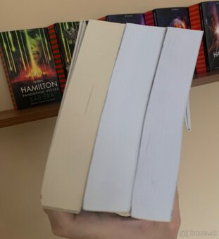 Motory Boha, Deepsix, Čindi, Odysea (Jack McDevitt) - 4