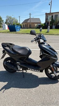 Yamaha aerox 50cc r.v 2011 - 4