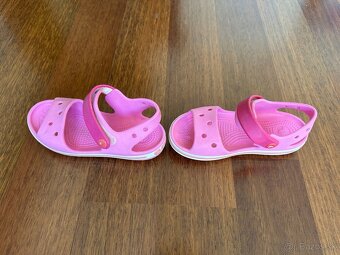 Dievcenske sandale znacky CROCS, velkost 29-30 (C12) - 4