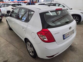 Kia Ceed 1.4 CVVT 16V, 5st. Manuál - 4