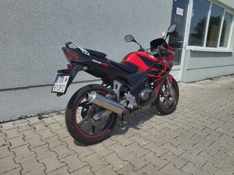 Honda CBR 125 R 2004 - 4