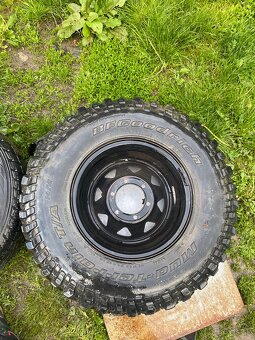 31x10,5 r15 - 4