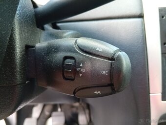 Peugeot - 4