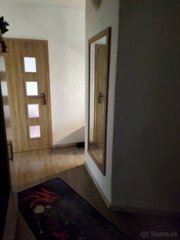 Predám 3 izbový prerobený byt s balkónom - 4