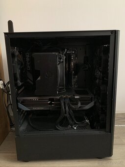 PC - RAM 64 GB DDR5, RX 9070 XT, RYZEN 7 7700 - 4