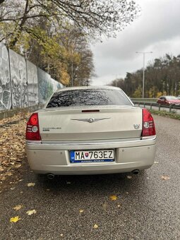Chrysler 300c 3.0crd - 4