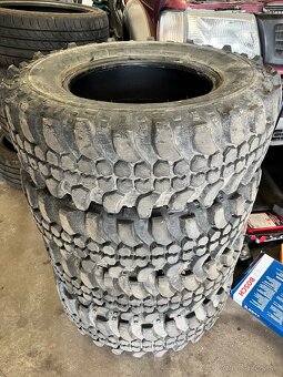 235/75 R16 T3 - 4