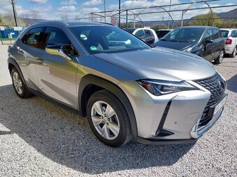 Lexus UX UX250h Business Line CVT, FWD, 112 kw, A1, 5d - 4