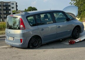 Renault Espace 4  1,9 dCi - 4