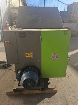 Rozmetacia píla mebor VR800 - 4