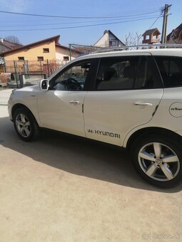 Hyundai Santa Fe 2.2 CRDI - 4