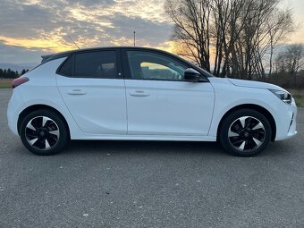predám opel corsa E - 4
