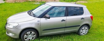 Predám škodu Fábiu II, ročník 2014, 1.2 benzín, 51kw - 4