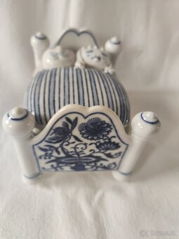 Porcelánová dóza na bonbóny,cibulák, Dubí, limitka - 4