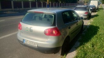 Predám VW golf 5 1.4 FSI - porucha motora - 4