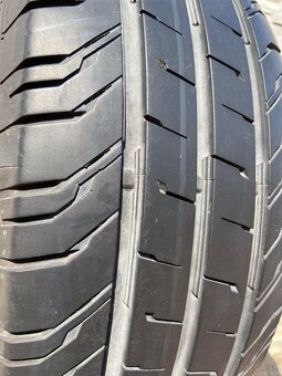 215/60 R17C Continental letne pneu - 4