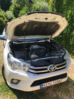 Toyota Hilux 2,4 D, r.v 2020 - 4