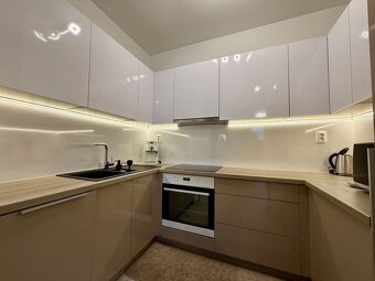 Predáme zariadený 2 izb. byt, Žilina - Vlčince, EUROPALACE - 4