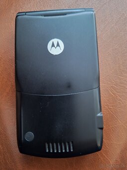 Motorola v3 - 4