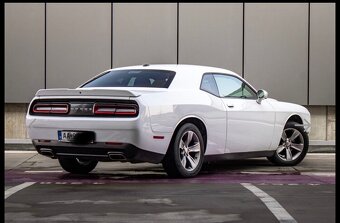 Challenger Dodge - 4